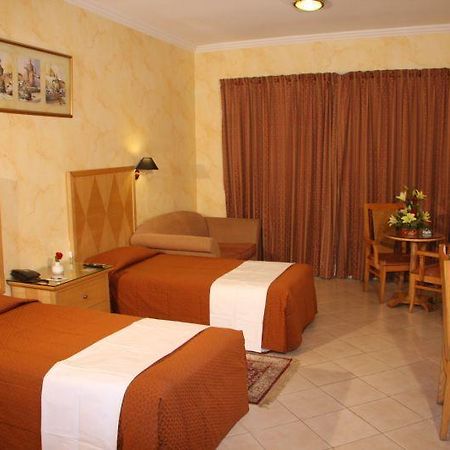 Ramee Hotel Apartments Dubaï Extérieur photo
